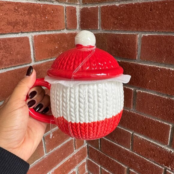 TARGET BULLSEYE PLAYGROUND CHRISTMAS NOVELTY LIDDED MUG 1CT - Picture 1 of 3